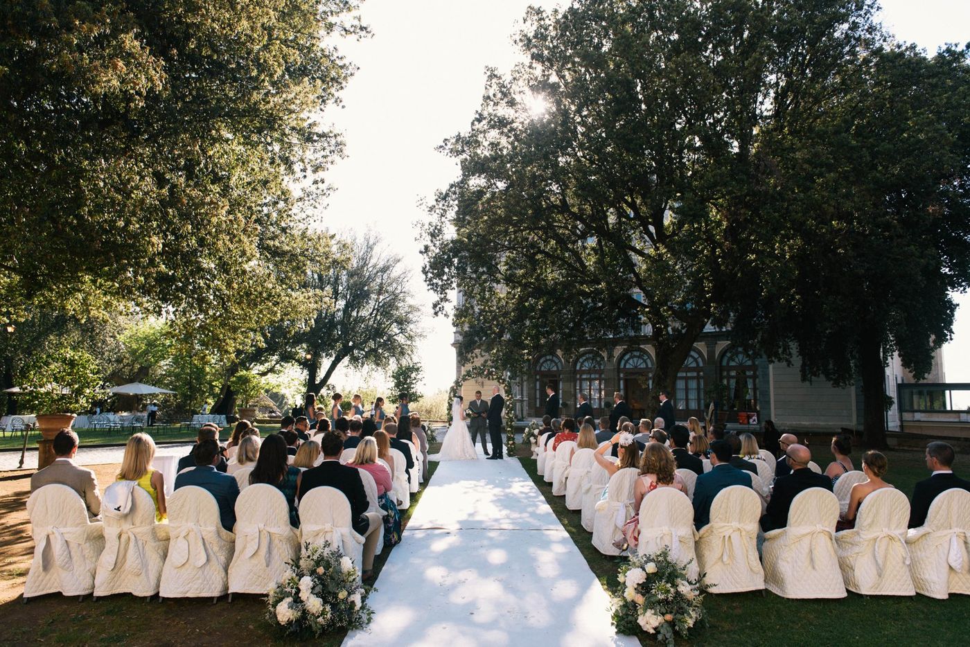 Ceremony in the century-old gardens of Villa Grazioli